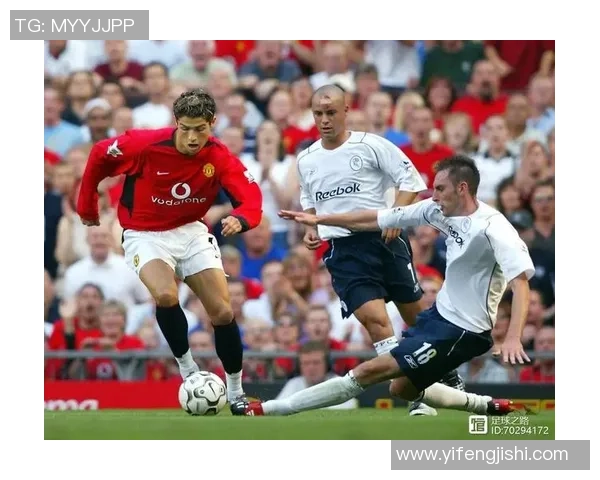 足球顶防技术解析与实战应用探讨提升球队防守能力的关键策略